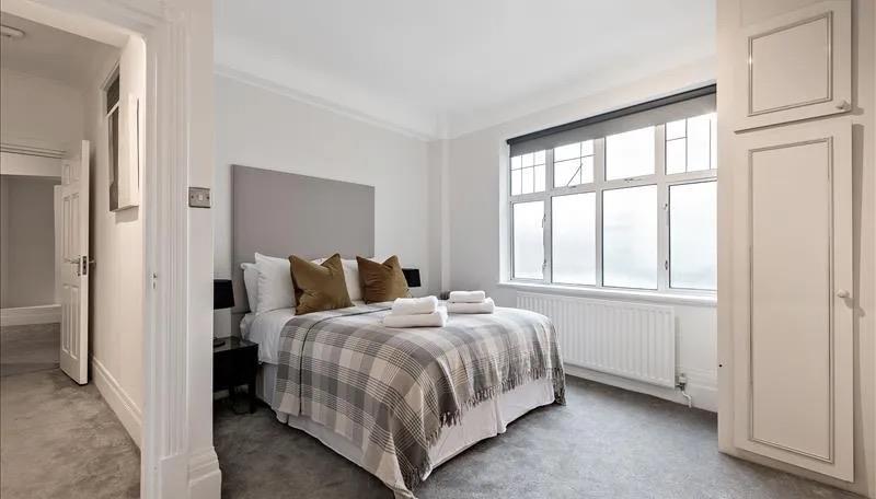 Park Road, London